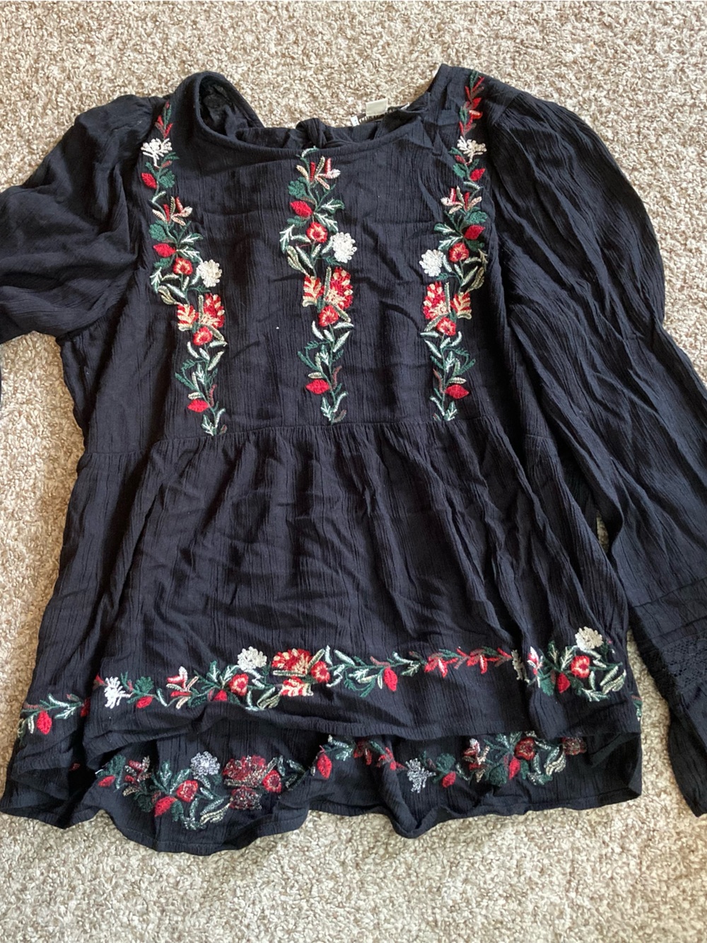 American Eagle Outfitters Black Embroidered Floral Peasant Blouse
